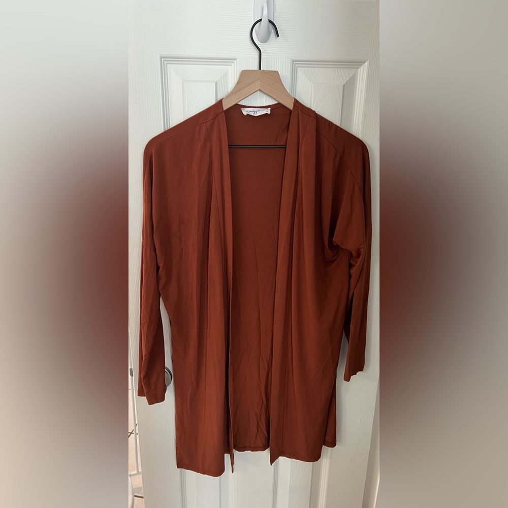 Carly Jean Los Angeles Basic Kimono